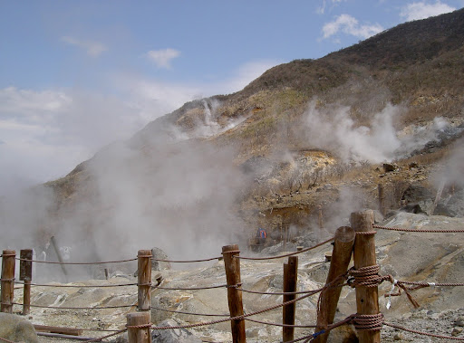 Snow, Streams and Steam at Hakone